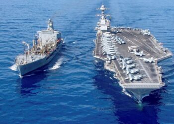 Λιμάνι φονιάδων η Σούδα – Δένει το αεροπλανοφόρο Φορντ πριν ενταχθεί στη δύναμη κρούσης των ΗΠΑ κατά Ιράν