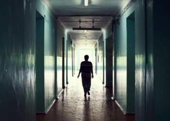 Ψυχιατρική φροντίδα: Πλήρης κατάρρευση με προμετωπίδα τον νόμο Βαρτζόπουλου