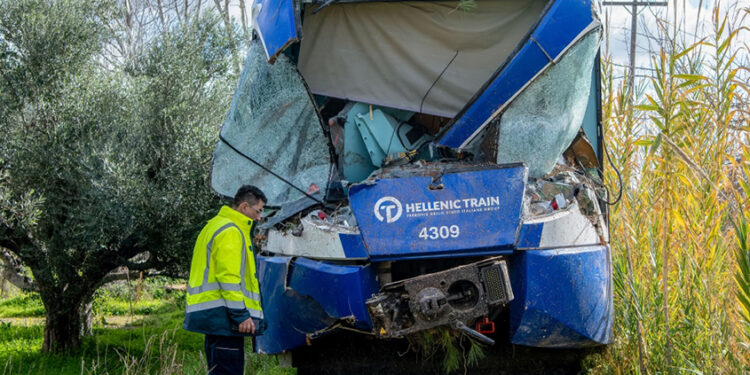 Σιδηρόδρομος: Από την απαξίωση στην πλήρη διάλυση
