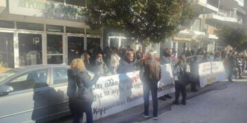 Βιολάντα: Απεργιακή συγκέντρωση και πορεία στα Τρίκαλα (φωτο+βίντεο)