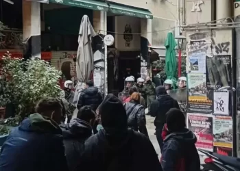 Εξάρχεια: Αστυνομικό πογκρόμ με 114 προσαγωγές- Συγκέντρωση αλληλεγγύης στις 11.00 στην Ευελπίδων!