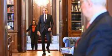 Ακρίβεια και φτηνή προπαγάνδα