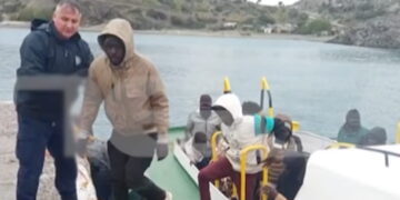 Αργός θάνατος από δίψα και ασιτία για 22 πρόσφυγες νότια της Κρήτης