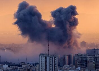 ΑΝΤΑΡΣΥΑ: Να σταματήσουν τώρα οι επιθέσεις στο Ιράν