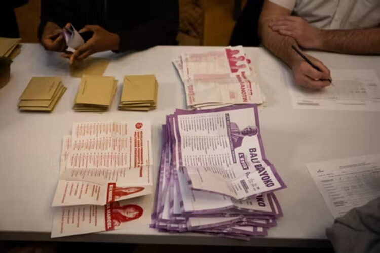 Γαλλία: Δημοτικές εκλογές, με άρωμα προεδρικών