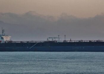 ΠΕΝΕΝ: Οι εφοπλιστές παίζουν κορώνα-γράμματα τη ζωή των ναυτεργατών!