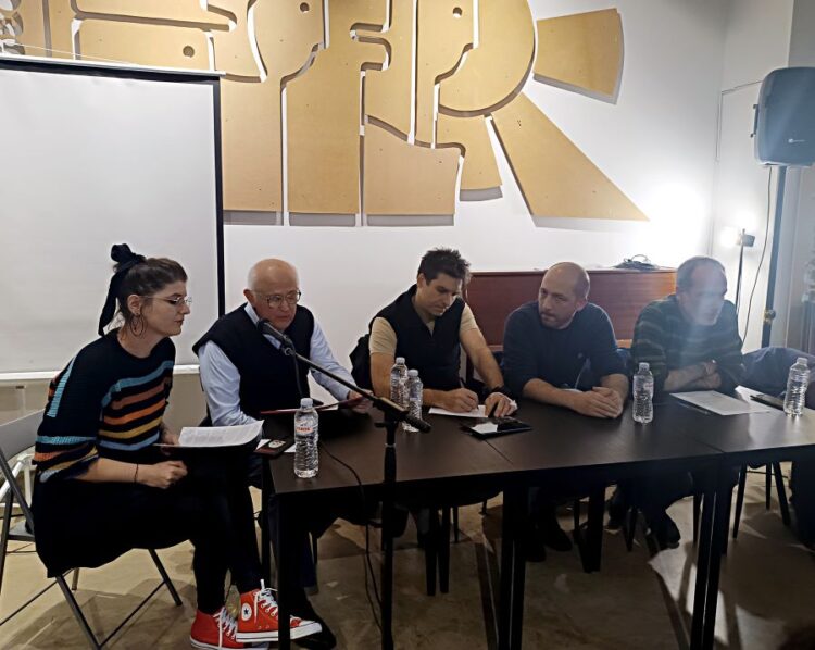 Μήνυμα αλληλεγγύης στην Κούβα από την επιτυχημένη εκδήλωση στη Λέσχη Αναιρέσεις, από την Κομμουνιστική Απελευθέρωση και τη νΚΑ