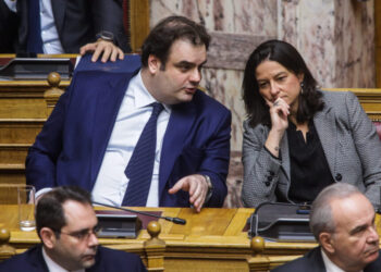 Ούτε για έναν καφέ… στο χέρι δε φτάνει η αύξηση