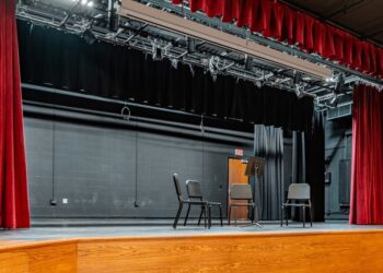 Κοροϊδία το νέο νομοσχέδιο για την Ανώτατη Σχολή Παραστατικών Τεχνών