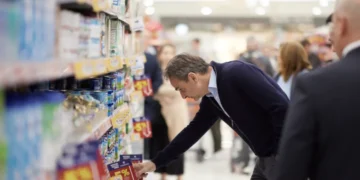 Κάλπικη χρυσόσκονη τα «οκτώ μέτρα ανακούφισης»