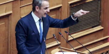 Ρεσιτάλ κυνισμού και εργαλειοποίησης από Μητσοτάκη