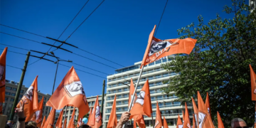 ΠΟΕ-ΟΤΑ: Απεργία για τη μονιμοποίηση των συμβασιούχων (βίντεο)