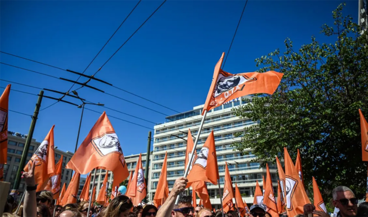 ΠΟΕ-ΟΤΑ: Μεγάλη απεργιακή κινητοποίηση για τη μονιμοποίηση των συμβασιούχων (βίντεο)