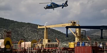 Ελευσίνα: Άσκηση «πολεμικής ετοιμότητας» σε τάνκερ, απόδειξη των κινδύνων από την εμπλοκή της Ελλάδας
