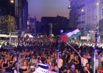 Μεγάλη αντιπολεμική συναυλία την Κυριακή για τον απόπλου του νέου στόλου για τη Γάζα