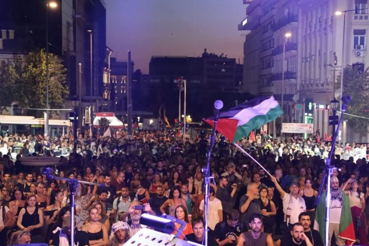 Μεγάλη αντιπολεμική συναυλία την Κυριακή για τον απόπλου του νέου στόλου για τη Γάζα