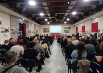 Τιμάμε τον Νίκο, συνεχίζουμε το έργο του – Επιτυχημένη εκδήλωση για τον Ν. Αδαμόπουλο της Κομμουνιστικής Απελευθέρωσης και της νΚΑ (βίντεο)