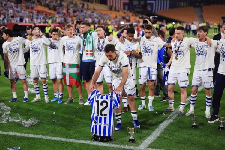 Μνήμη και θρίαμβος