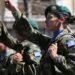 Πώς κορόιδεψαν τις 100 «εθελόντριες» με την προπαγάνδα