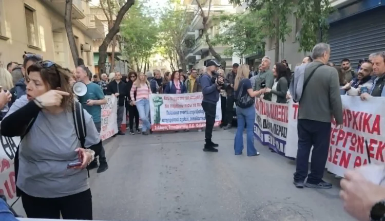 Μαζική συγκέντρωση ενάντια στις πειθαρχικές διώξεις σε Χοτζόγλου, Χαρτζουλάκη (φωτό – βίντεο)