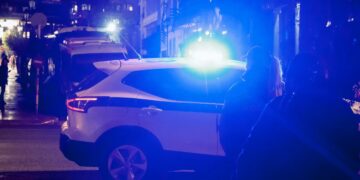 Επίθεση μίσους: Νεαροί παρέσυραν με αυτοκίνητο τρανς γυναίκα