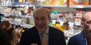 Οι δύο ταφές του μέσου καταναλωτή