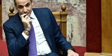 Η ΝΔ χάνει, η αντιπολίτευση «έπαθε συναίνεση»