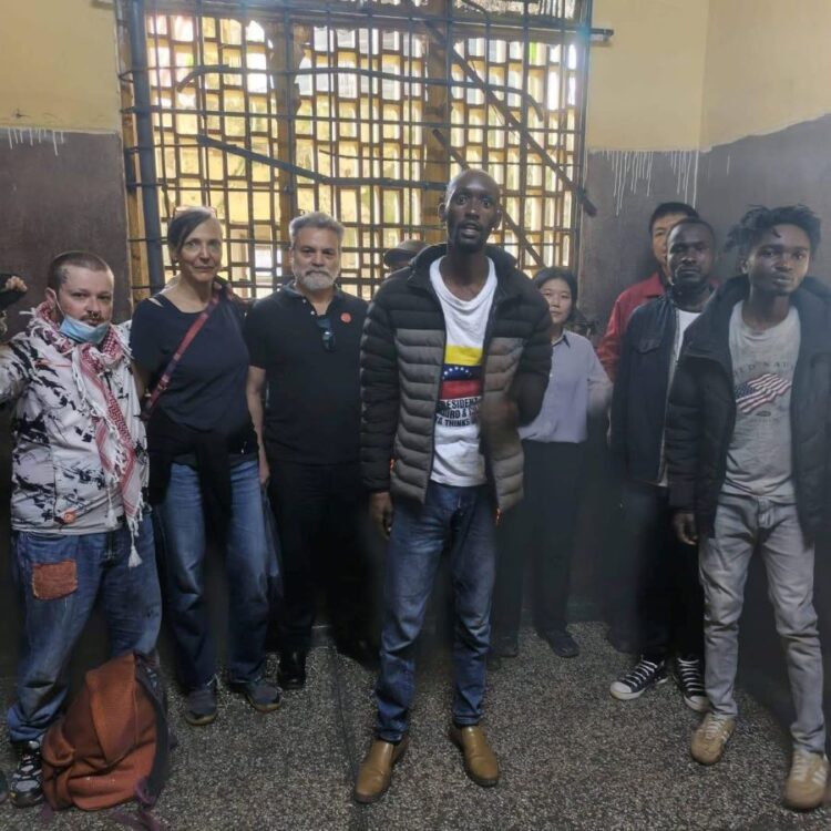 Να αφεθεί ελεύθερος ο Δ. Πατέλης και οι άλλοι διαδηλωτές που συνελήφθησαν στην Κένυα σε αντιιμπεριαλιστική κινητοποίηση