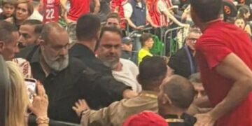 Μαρινάκης – Γρηγοριάδης: Όταν τσακώνονται τα βουβάλια, ποιος θα την πληρώσει;