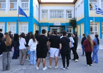 Πανελλαδικές εξετάσεις: Η νιότη στην εξεταστική αρένα
