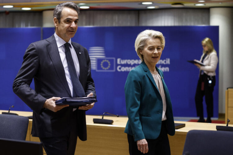 Ευρω-επιτήρηση και πραγματικές ανισορροπίες
