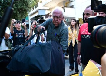 Ανακοίνωση ΑΝΤΑΡΣΥΑ: Αναβιώνει η εποχή Πιουριφόι! Ξανά στη φυλακή ο Αλ. Γιωτόπουλος