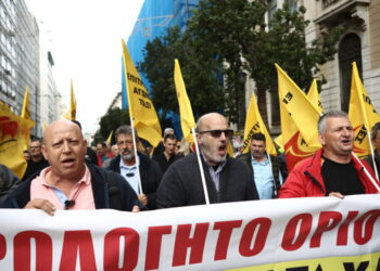 Εργαζόμενοι ΚΤΕΛ: Σκανδαλώδες «ψαλίδι» ΟΜΕΔ σε τριετίες και επιδόματα