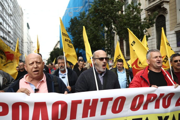 Εργαζόμενοι ΚΤΕΛ: Σκανδαλώδες «ψαλίδι» ΟΜΕΔ σε τριετίες και επιδόματα