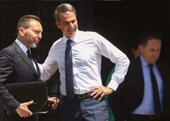 Στο Σύνταγμα το ευρω-Σύμφωνο!
