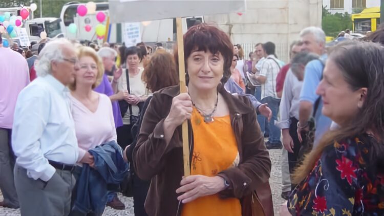 Αποχαιρετισμός στην Ελένη Πορτάλιου