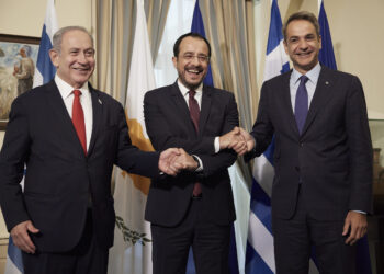 Η Κύπρος, η Ελλάδα  και η δική μας «αδελφοσύνη»