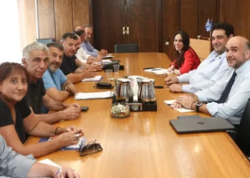 ΑΚΙΣ ΟΤΑ: Κωλοτούμπα ΔΑΣ/ΠΑΜΕ με αποδοχή του «μηχανισμού διαλογής» συμβασιούχων