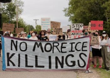63 δολοφονίες από την ICE στη δεύτερη θητεία Τραμπ (Κόσμος ανάποδα 18.7)
