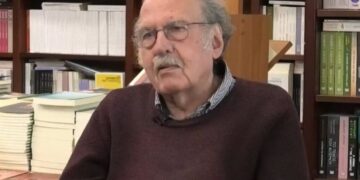 Την Τρίτη η πολιτική κηδεία του Θόδωρου Μεγαλοοικονόμου – Ανακοινώσεις- αποχαιρετισμοί οργανώσεων