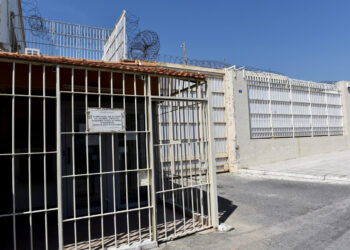 Εξέγερση στις γυναικείες φυλακές Θήβας μετά τον θάνατο κρατούμενης