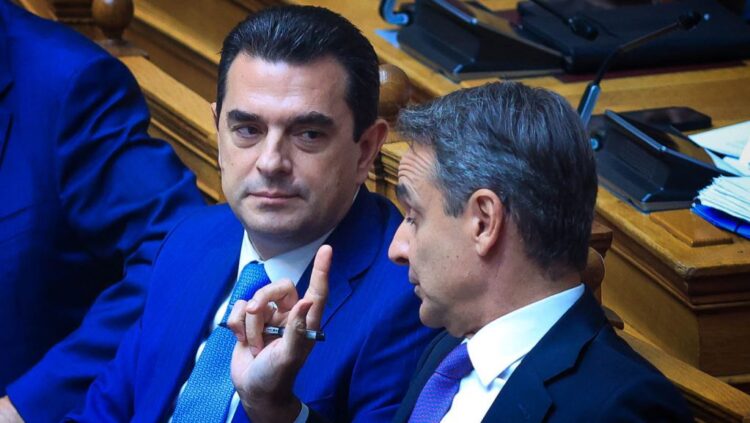 ΟΠΕΚΕΠΕ: Μητσοτάκης «βγάζει λάδι» τους διωκόμενους, ζητάει και τα ρέστα