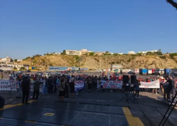 ΠΕΝΕΝ: Απόλυτη επιτυχία στην 24ωρη απεργία – Κανένα πλοίο δεν έφυγε από Ραφήνα