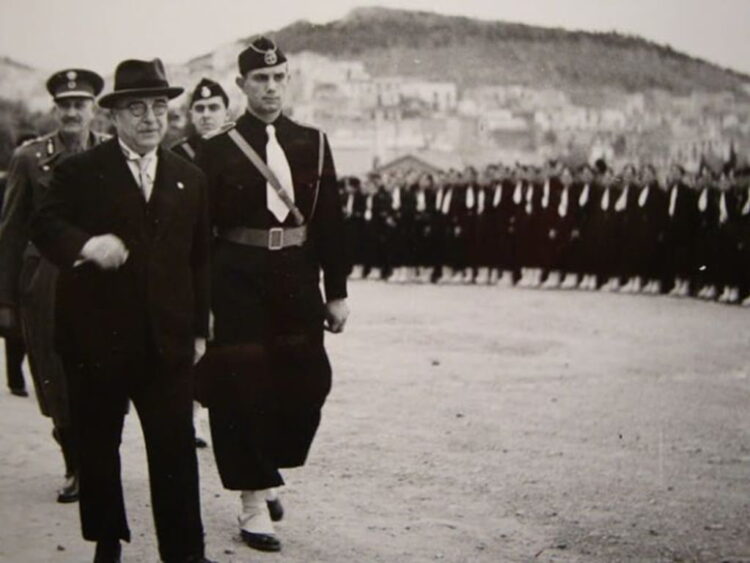 Ήταν φασιστικό το καθεστώς Μεταξά;
